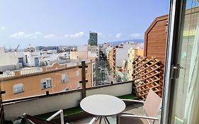 VV Canteras Ático by henrypole home